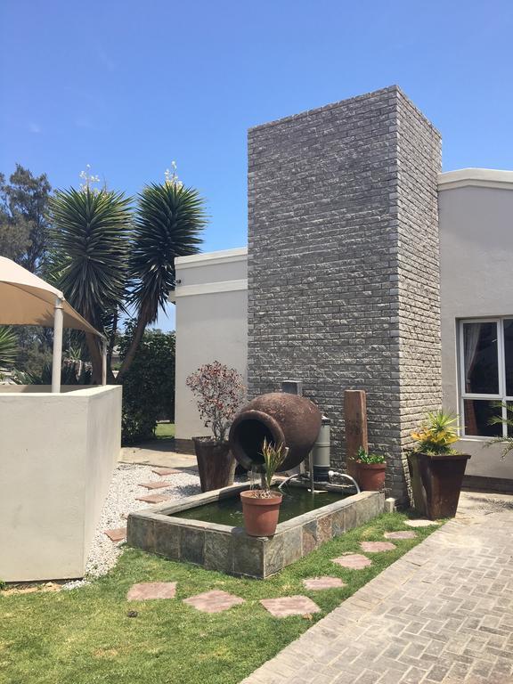 Meransha Self Catering Cc Уолфиш Бей Екстериор снимка